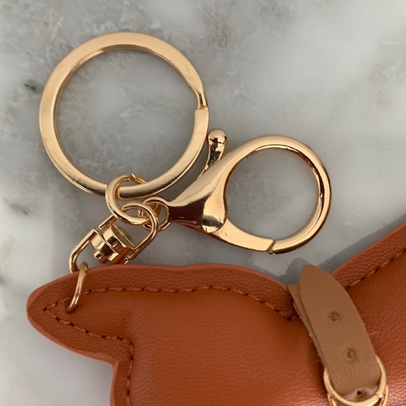 ❤️❤️SOLD❤️❤️ Vegan Camel Leather Bulldog Purse charm Keychain - Picture 2 of 2